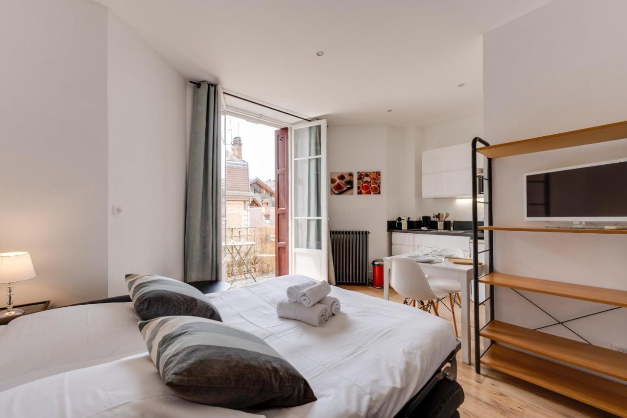 Le Mont Blanc - Charming T1 Ideal For 2 People With Balcony Annecy Exterior photo